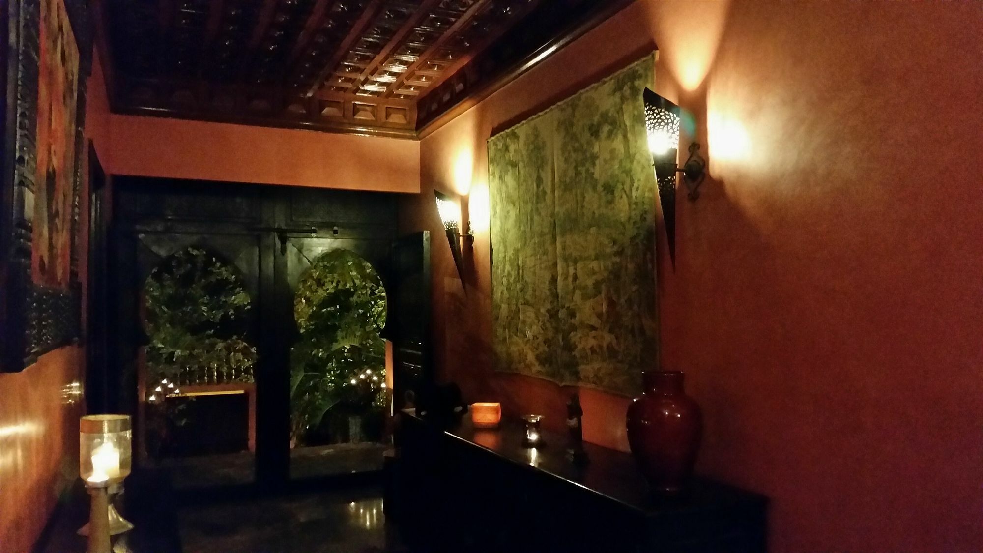 Amira & Gasthuis Marrakesh